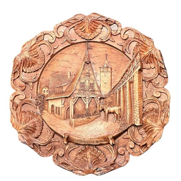 Vintage Wood Carved Plate ROTHENBURG ode Alte Schmiede 9” Germany Popular Travel - Picture 1 of 9